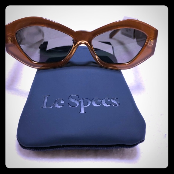 Le Specs Accessories - Le Specs, The Grinchiest 52mm Cat Eye Sunglasses.